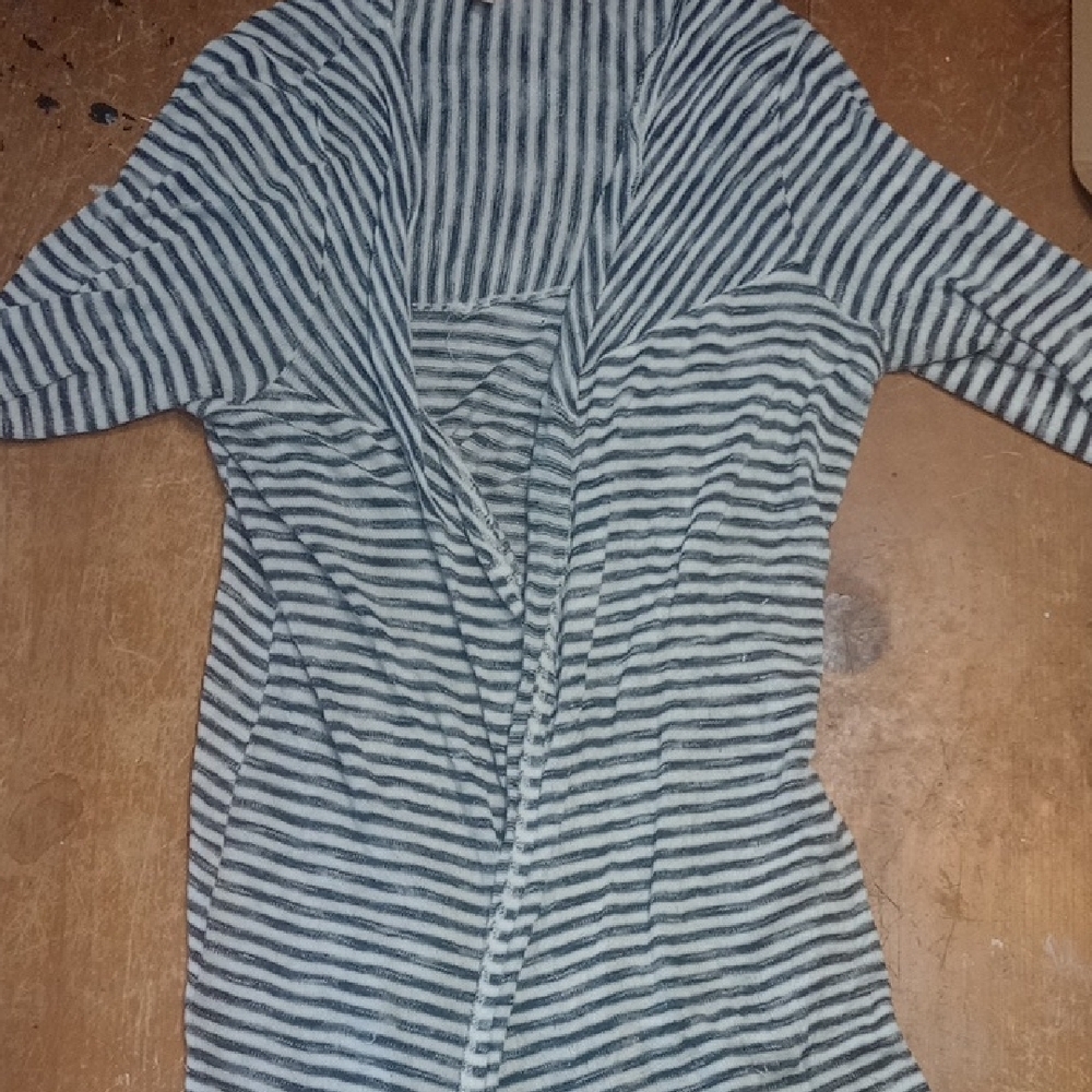 Stylish Striped Cardigan in Blue and White